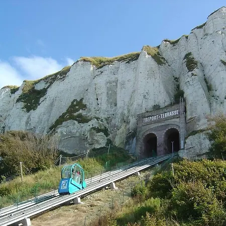 Le Loft Des Marais Apartment *