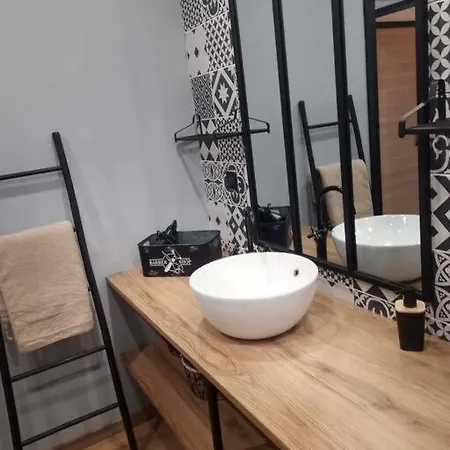 Le Loft Des Marais * 梅尔·莱斯·拜恩斯