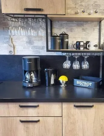 Le Loft Des Marais * 梅尔·莱斯·拜恩斯