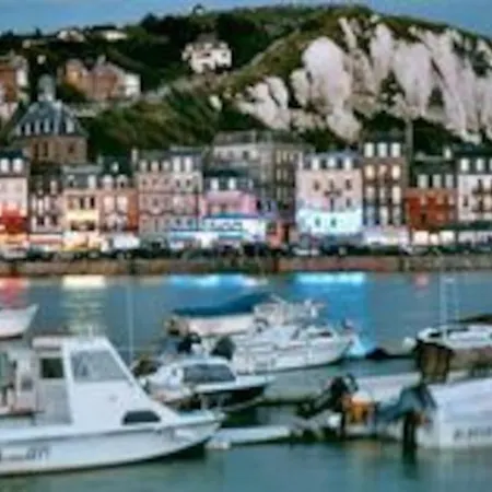 公寓 Le Loft Des Marais 梅尔·莱斯·拜恩斯